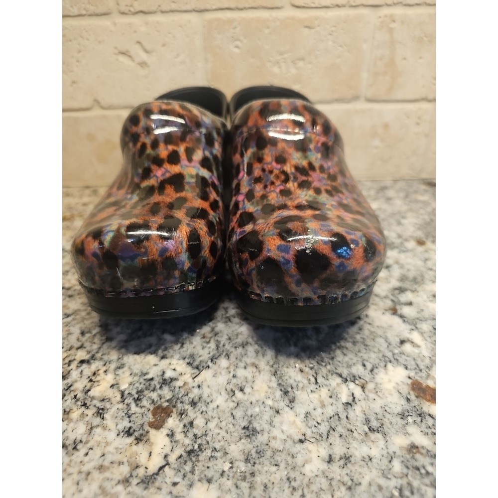 DANSKO Animal Print PATENT LEATHER CLOGS SHOES WOMEN'S SIZE 37/ 7
